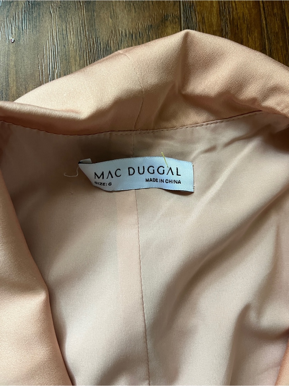 Mac Duggal Blush Pink Long-Sleeve Wrap Dress, size 6 - Picture 3 of 11